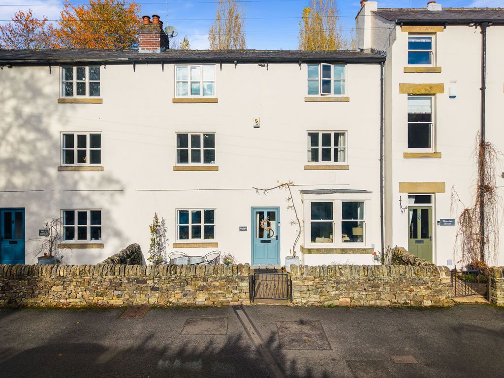 Property photo 1 of 47