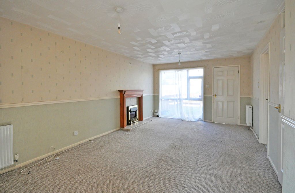 Property photo 2 of 16 Photo 2