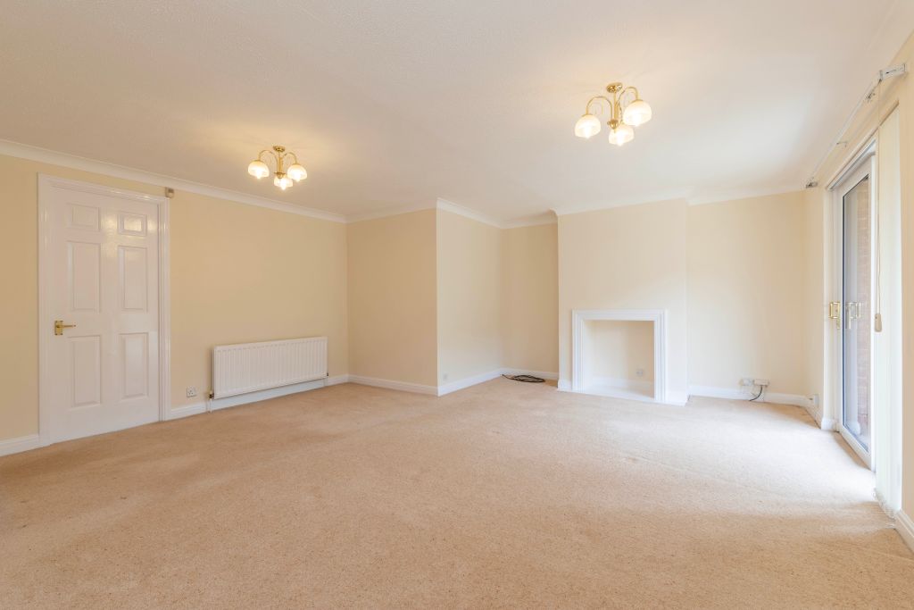 Property photo 3 of 25 Image