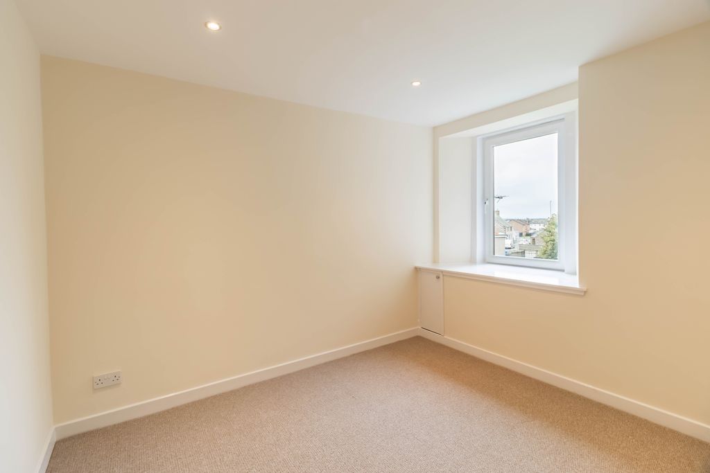 Property photo 3 of 26 Bedroom