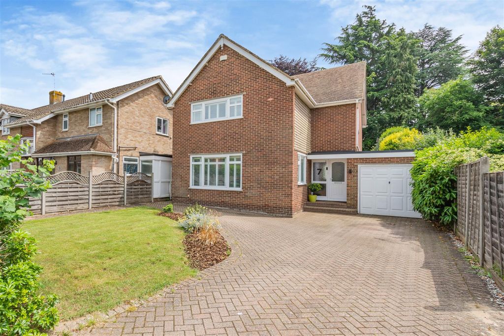 Property photo 1 of 20 8651011-Exterior01.Jpg