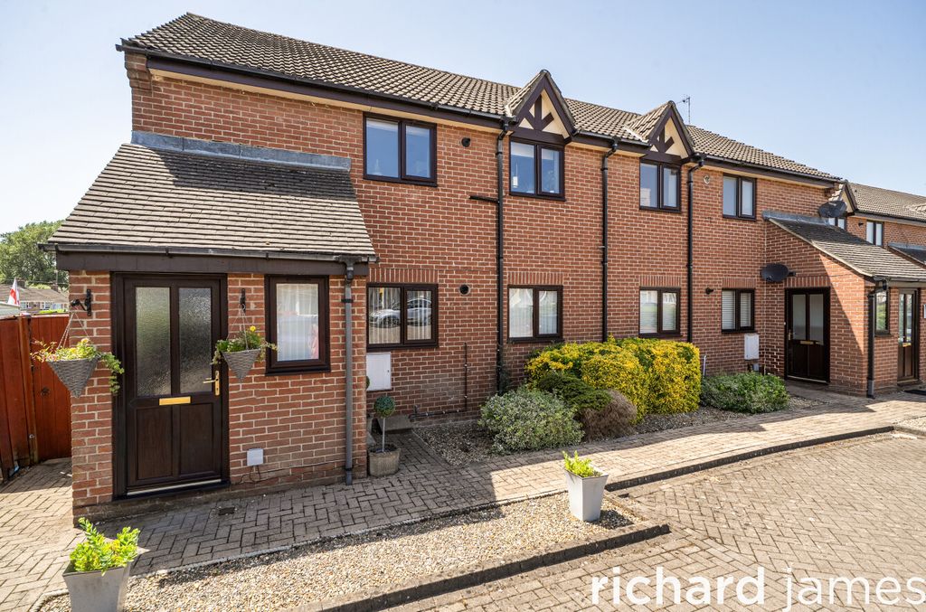 Property photo 1 of 14 A2B908785Ea74Fb6B0B8Cbf97Aa76530