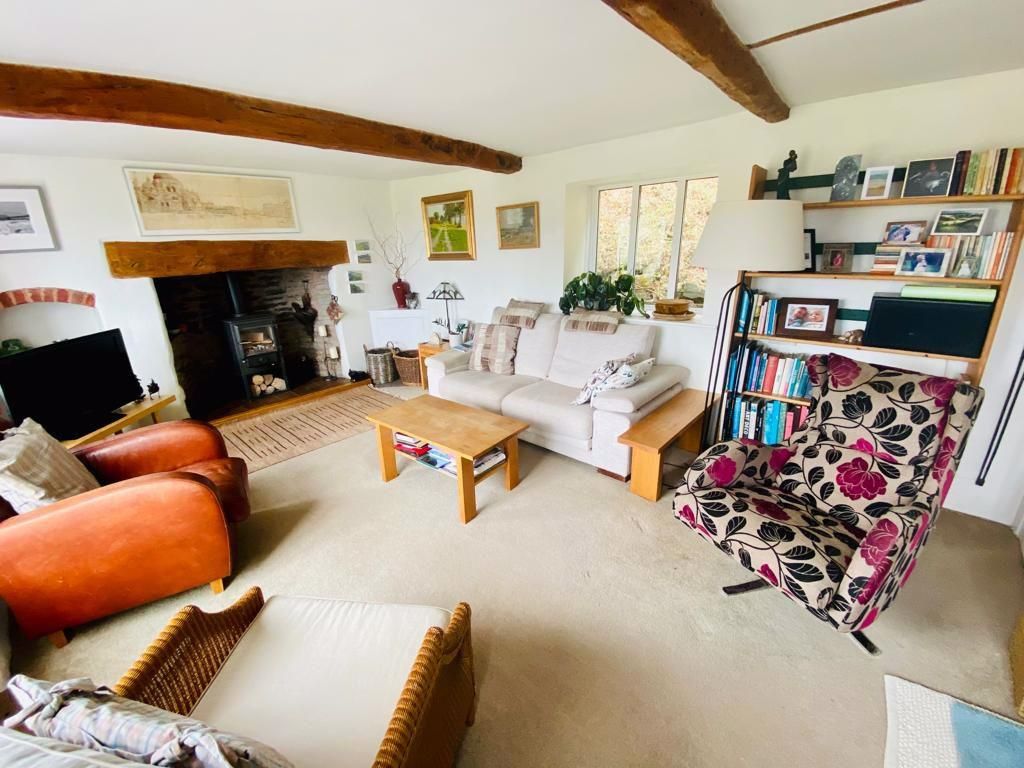 Property photo 3 of 28