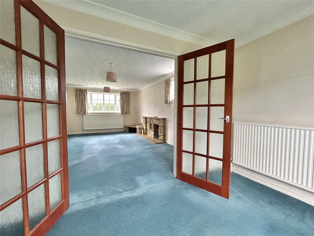 Property photo 3 of 13 Picture No. 15