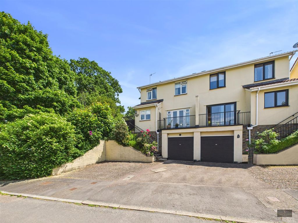 Property photo 1 of 27 Cam02887G0-Pr0482-Still045Dp.Jpg