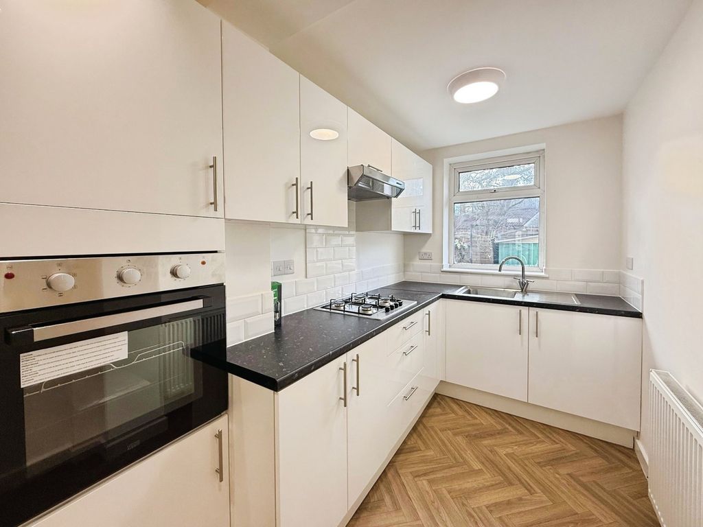 Property photo 3 of 12 Picture No. 09