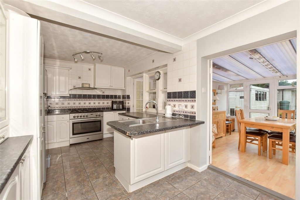 Property photo 3 of 18 Kitchen/ Diner