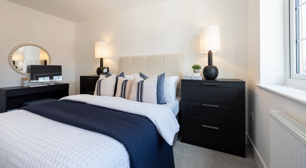 Property photo 1 of 8 Bedroom 2