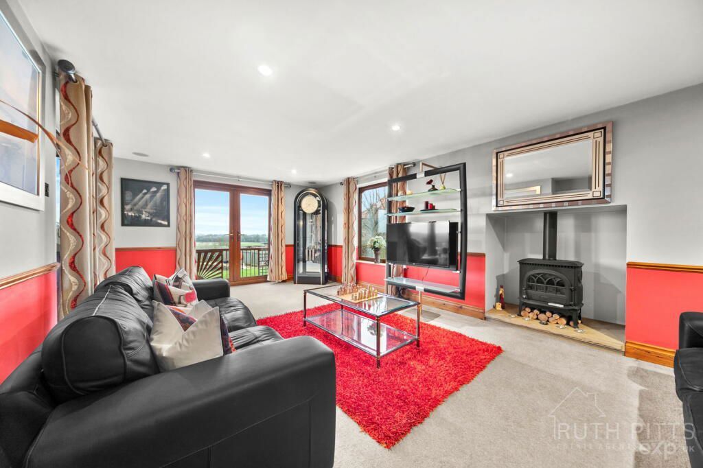 Property photo 3 of 80