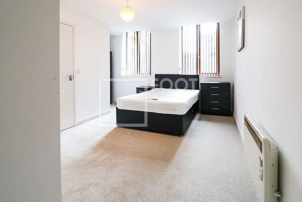 Property photo 3 of 32