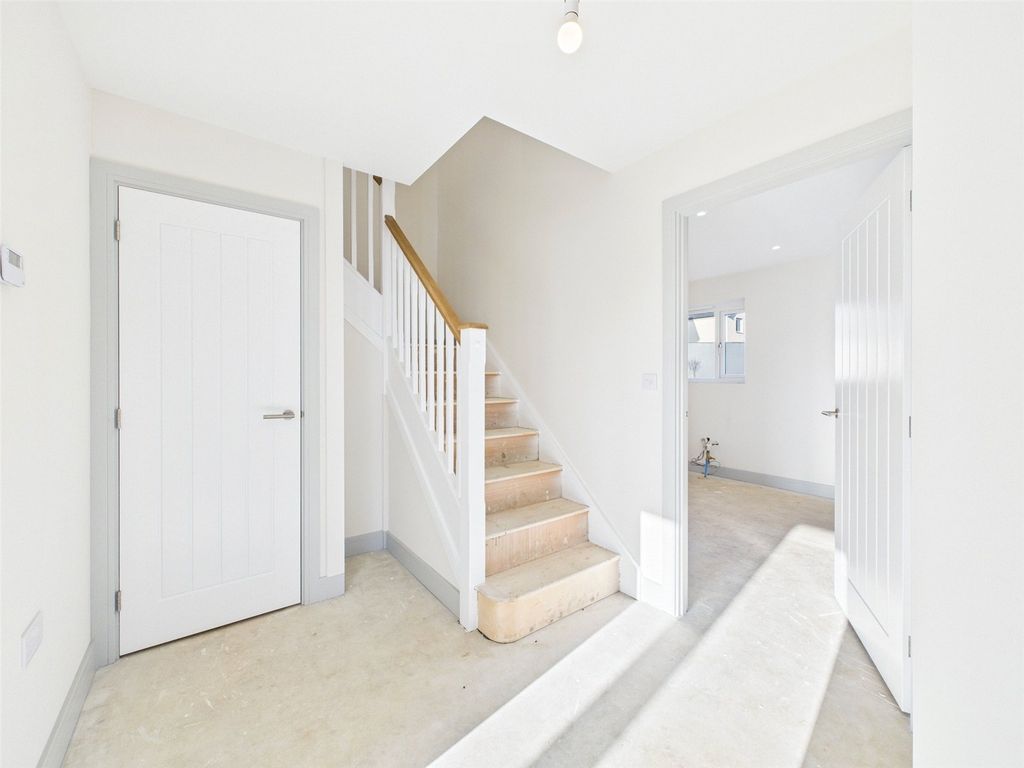 Property photo 2 of 13 Picture No. 02