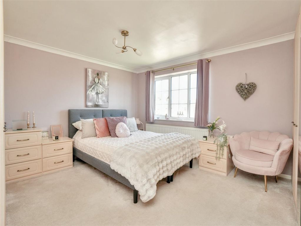 Property photo 3 of 17 Bedroom One