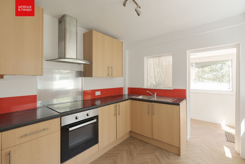 Property photo 2 of 12 Kit