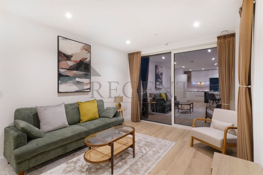 Property photo 1 of 18 (Main)