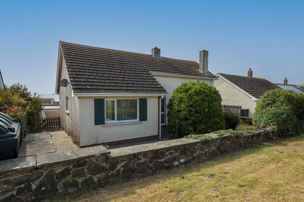 Property photo 1 of 35