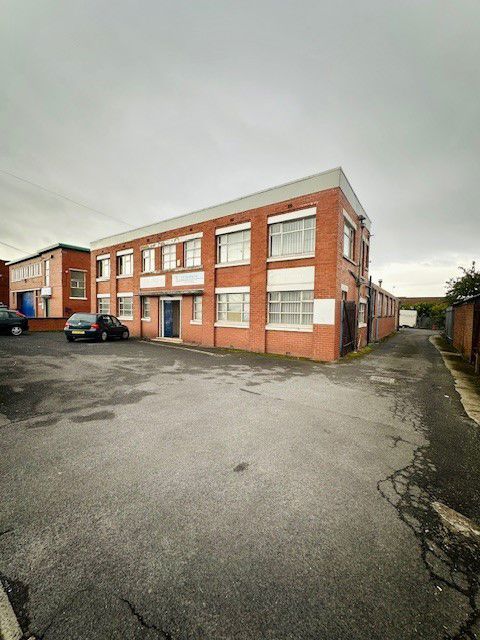 Property photo 2 of 30