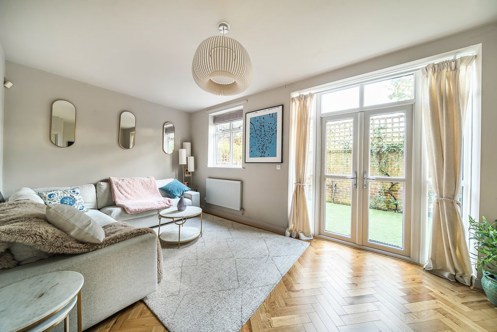 Property photo 2 of 19 1402441-13-6978F4...