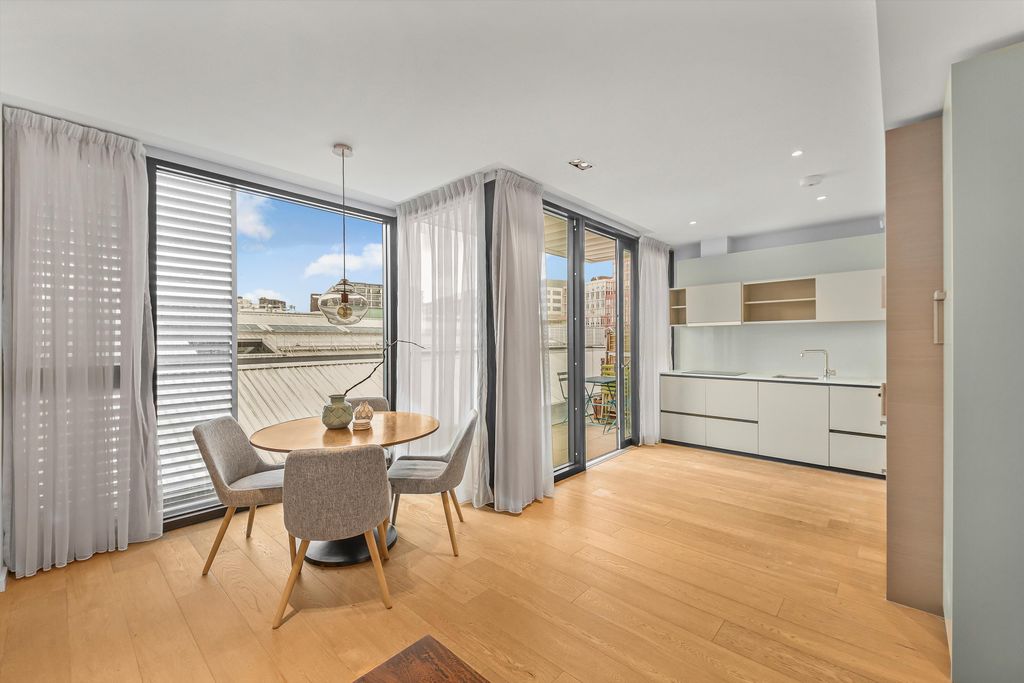 Property photo 2 of 10 Image