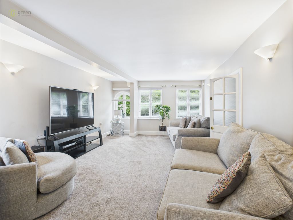 Property photo 2 of 71