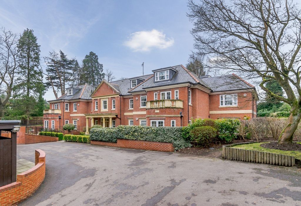 Property photo 1 of 8 Front Photo