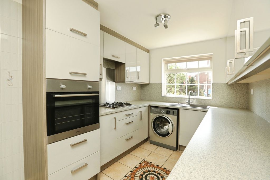 Property photo 2 of 18 Pbox-Img.Jpg