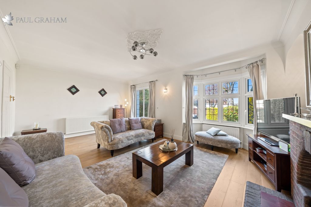 Property photo 3 of 22 Dsc04321