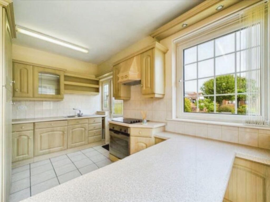 Property photo 3 of 11 Picture No. 02