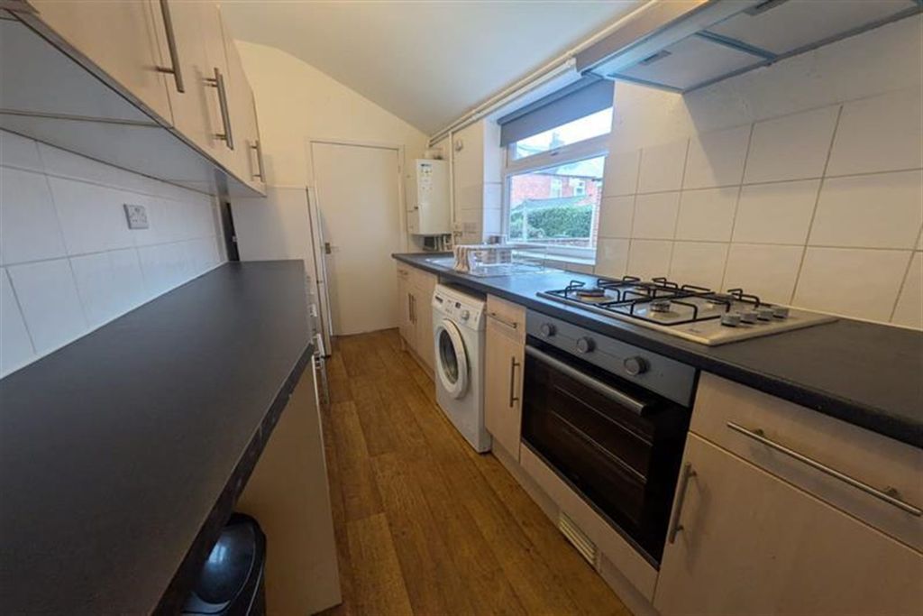 Property photo 1 of 11 (Main)