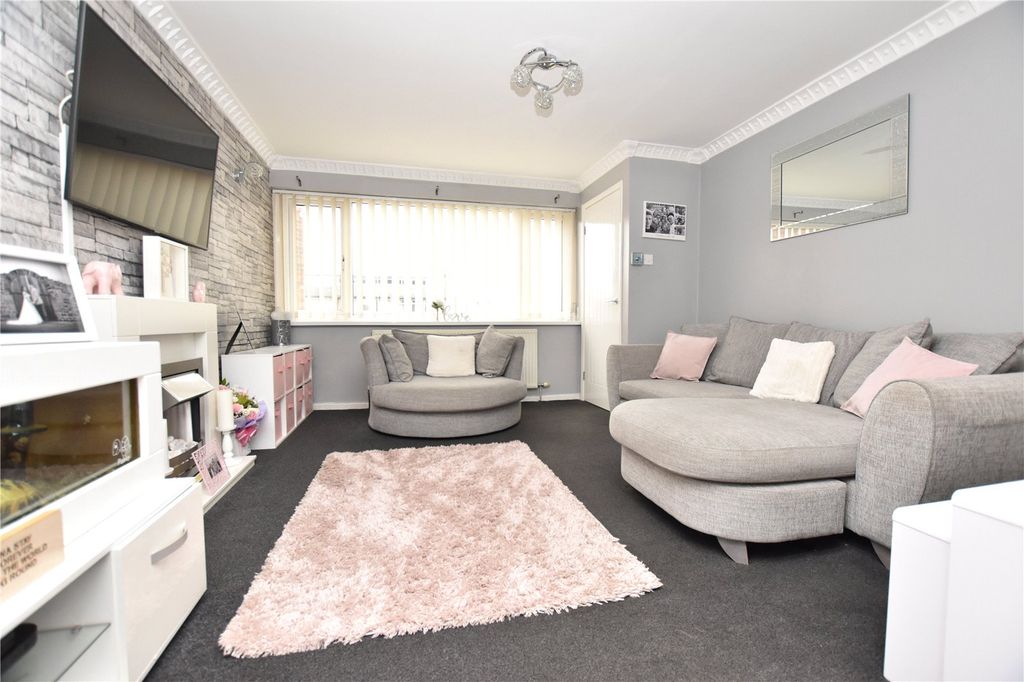 Property photo 2 of 18 Picture No. 08