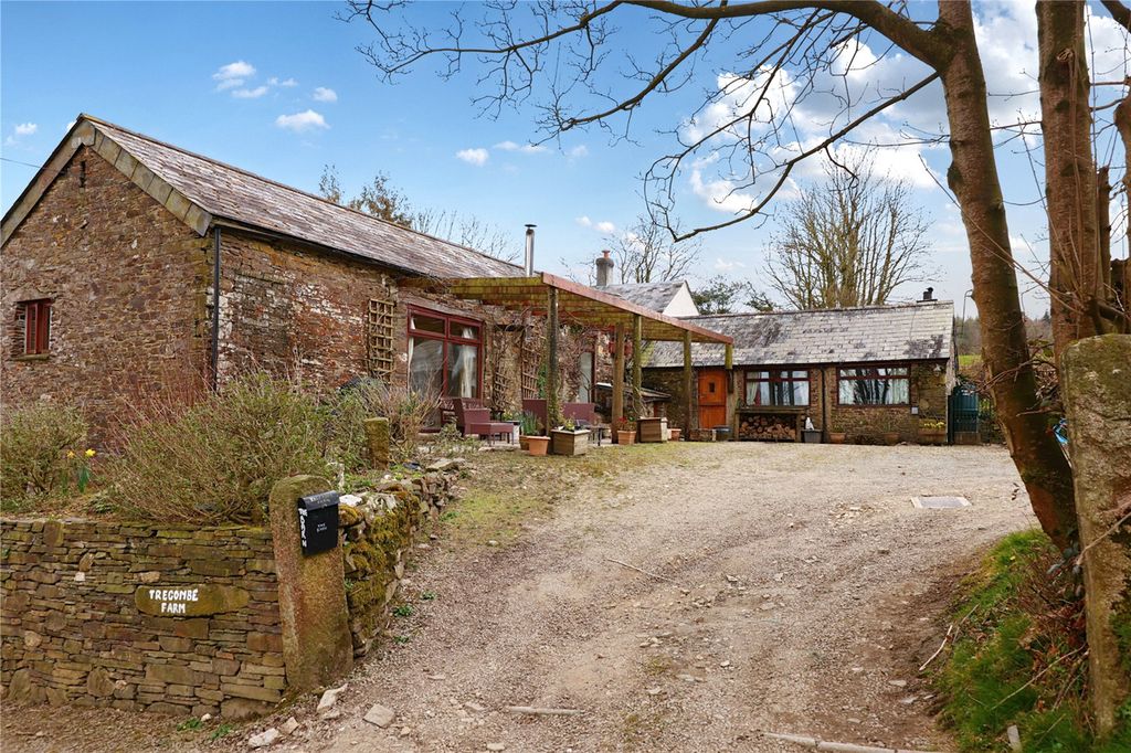 Property photo 2 of 28 Picture No. 01