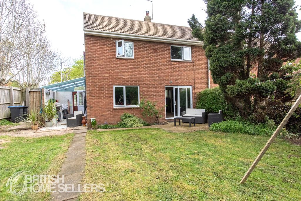 Property photo 2 of 28 Picture No. 04