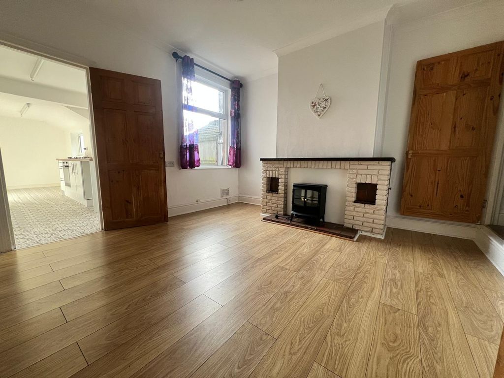 Property photo 3 of 9 Whatsapp Image 2026-02-17 At 15.22.42 (2)