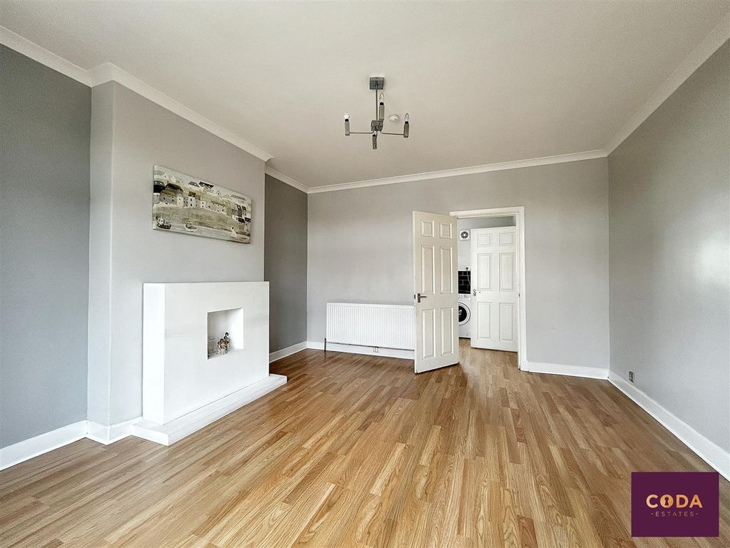 Property photo 3 of 11 Img_6586.Jpg