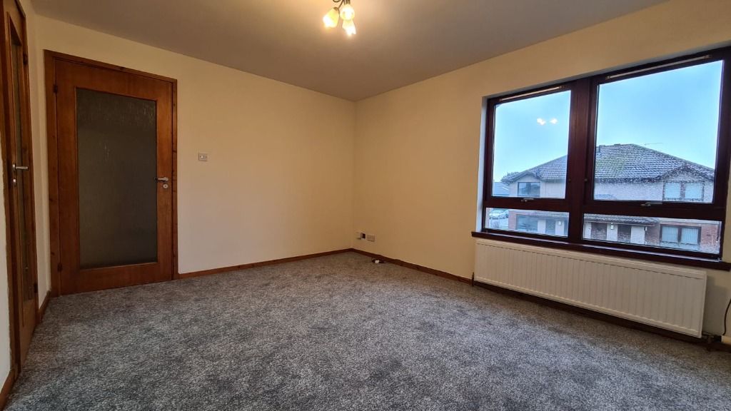 Property photo 3 of 7 Photo 3