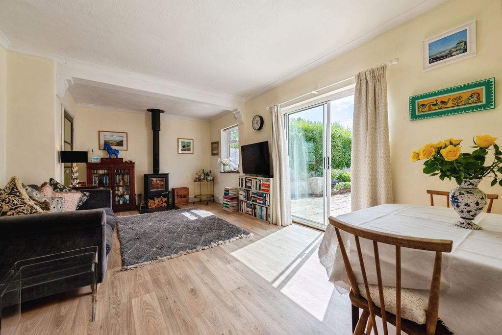 Property photo 3 of 13 Pbox-Img.Jpg