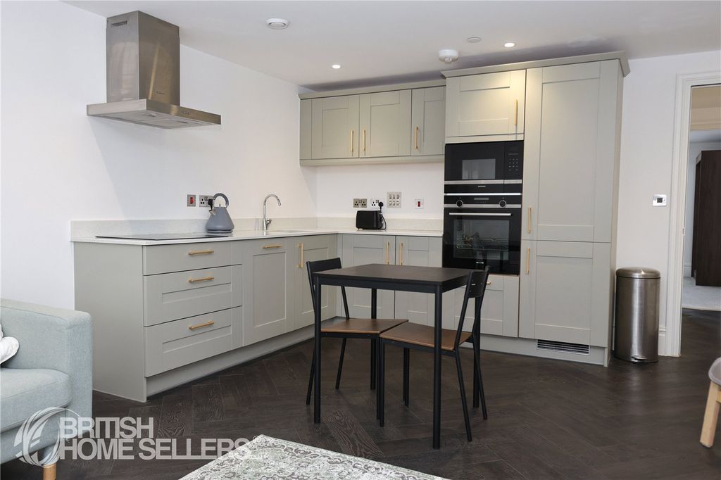 Property photo 2 of 9 Picture No. 05
