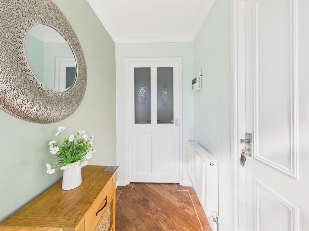 Property photo 3 of 43