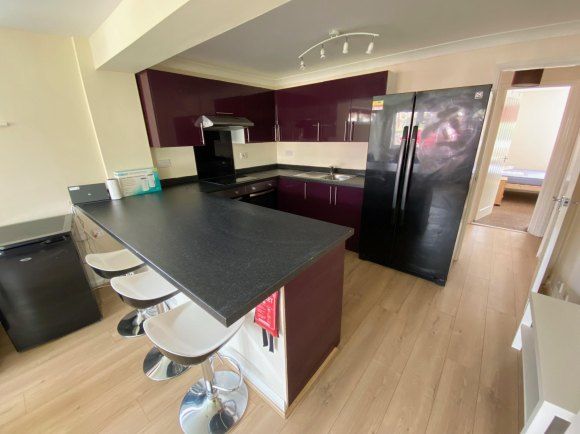 Property photo 3 of 19 Kitchen.Jpg