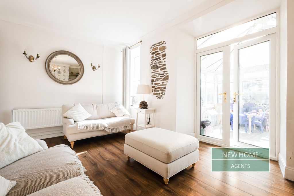 Property photo 3 of 28 Photo 22