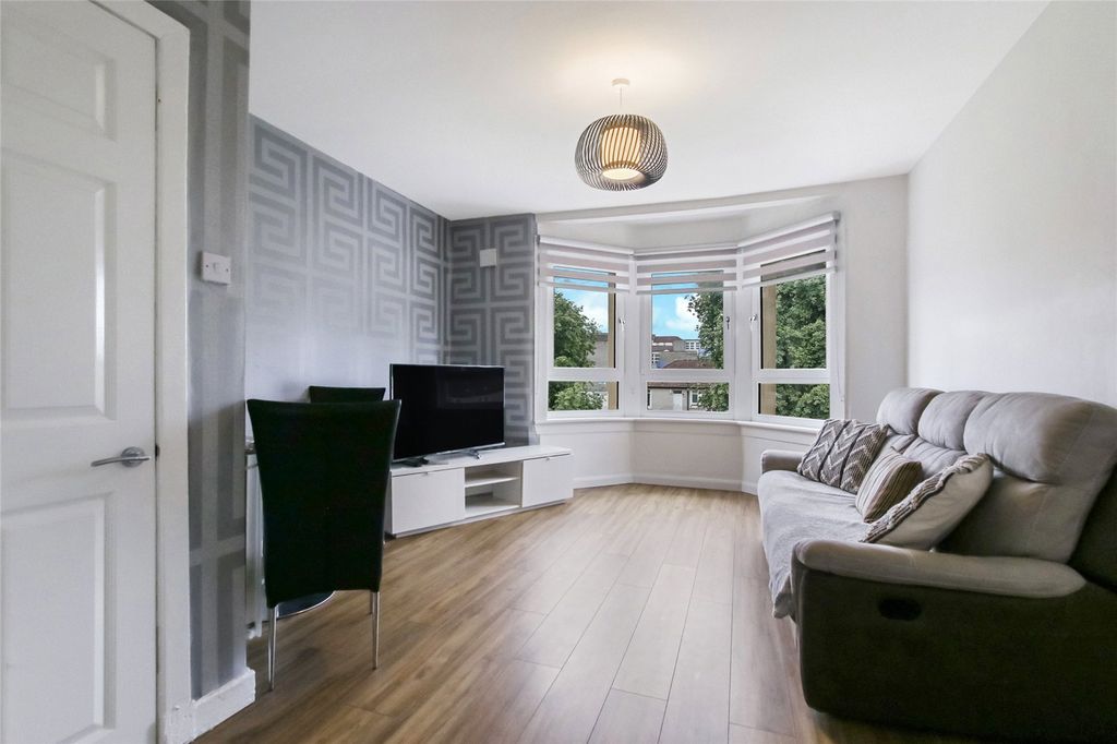 Property photo 2 of 15 2