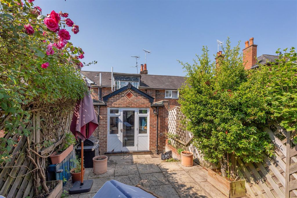 Property photo 2 of 9 Saffron Cottage-09.Jpg
