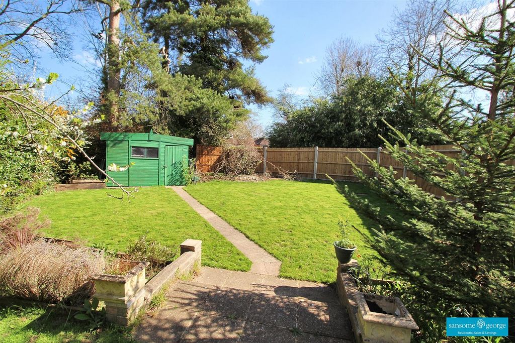 Property photo 2 of 21 Rear Garden