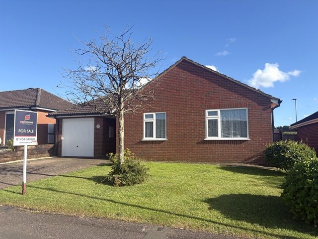 Property photo 1 of 11