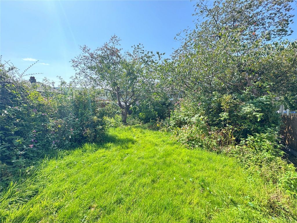 Property photo 3 of 17 Picture No. 06