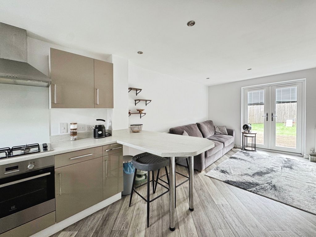 Property photo 3 of 16 5344585