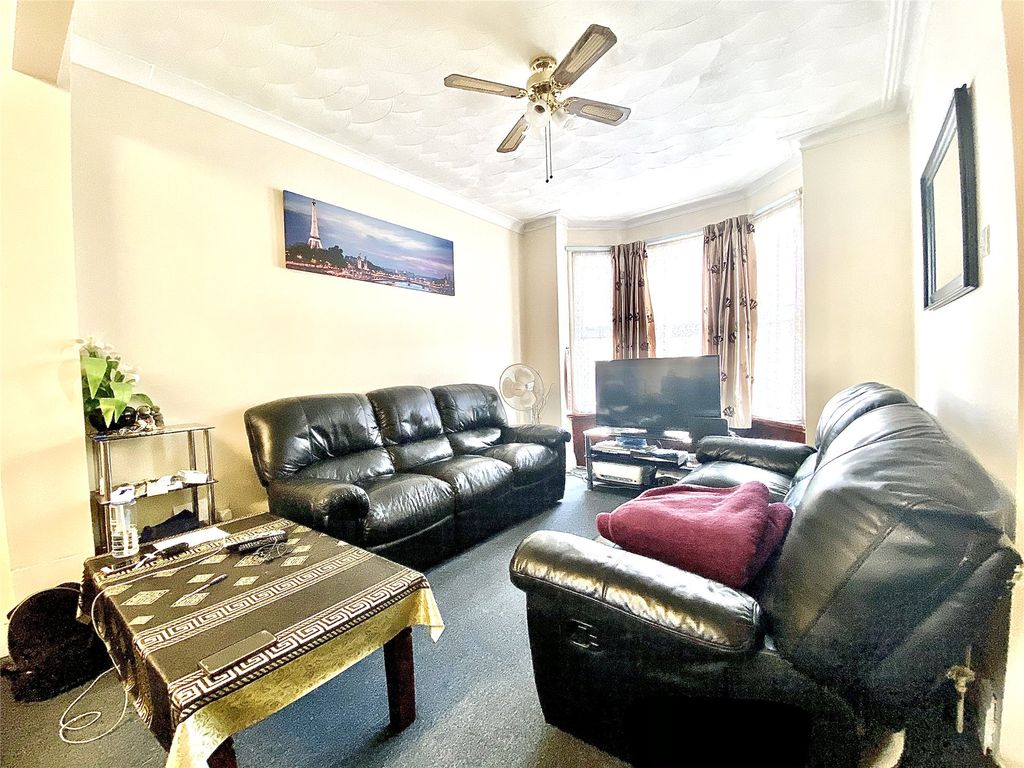 Property photo 2 of 8 Picture No. 01