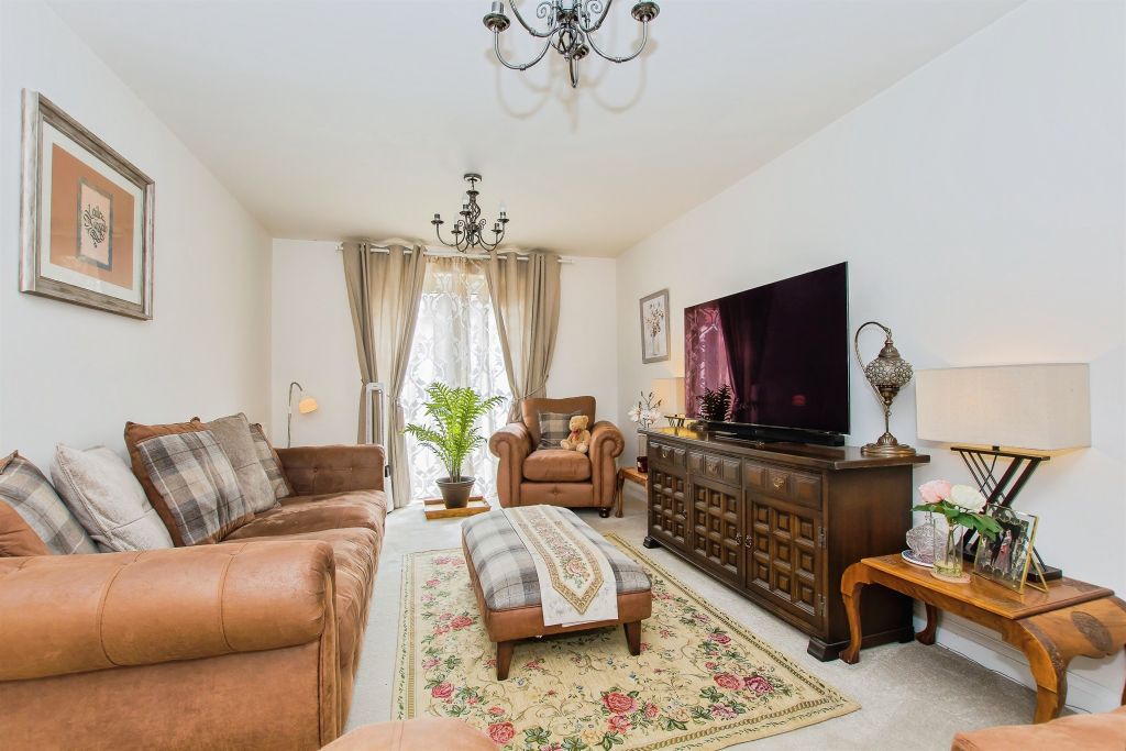 Property photo 3 of 17