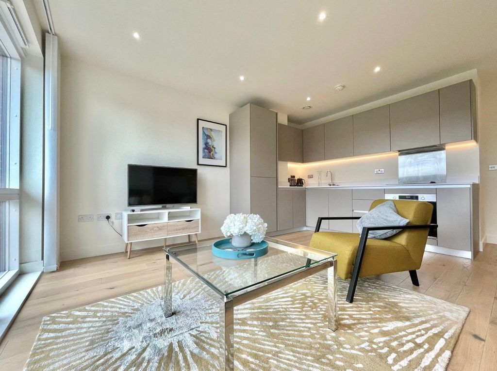 Property photo 3 of 10 Gallery