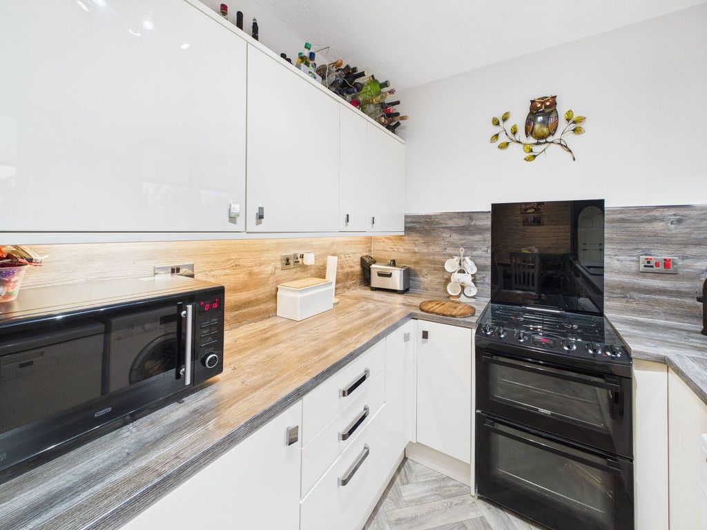 Property photo 3 of 29