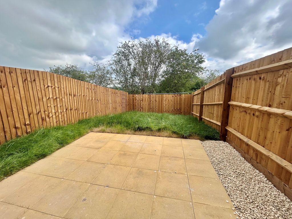 Property photo 3 of 13 Image